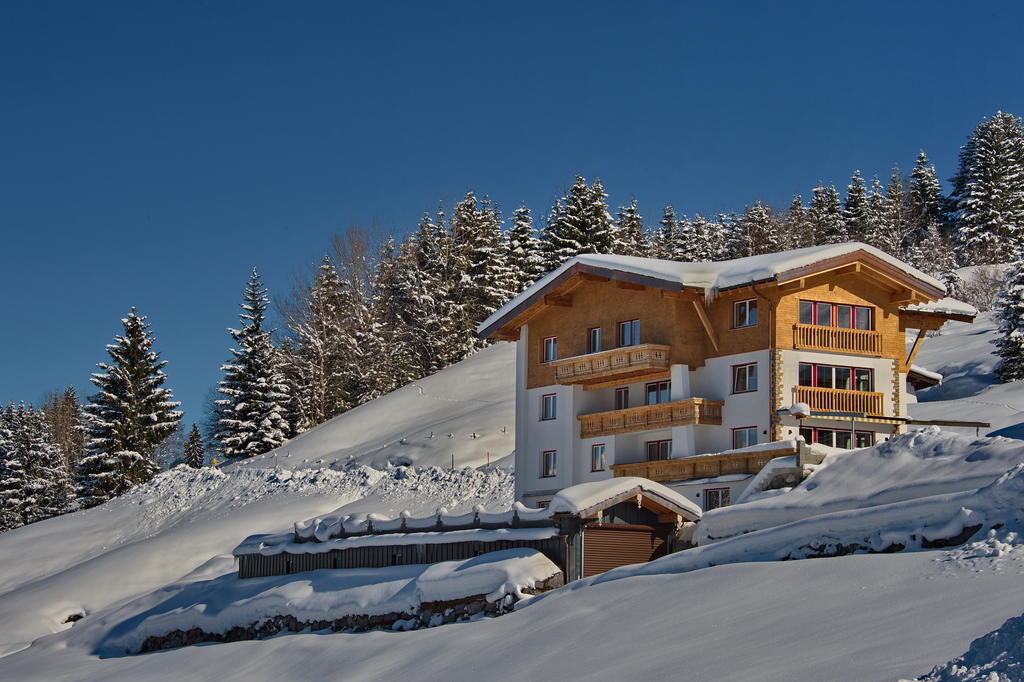 Apartamento Ferien-Schloessle Michaela Riezlern Exterior foto
