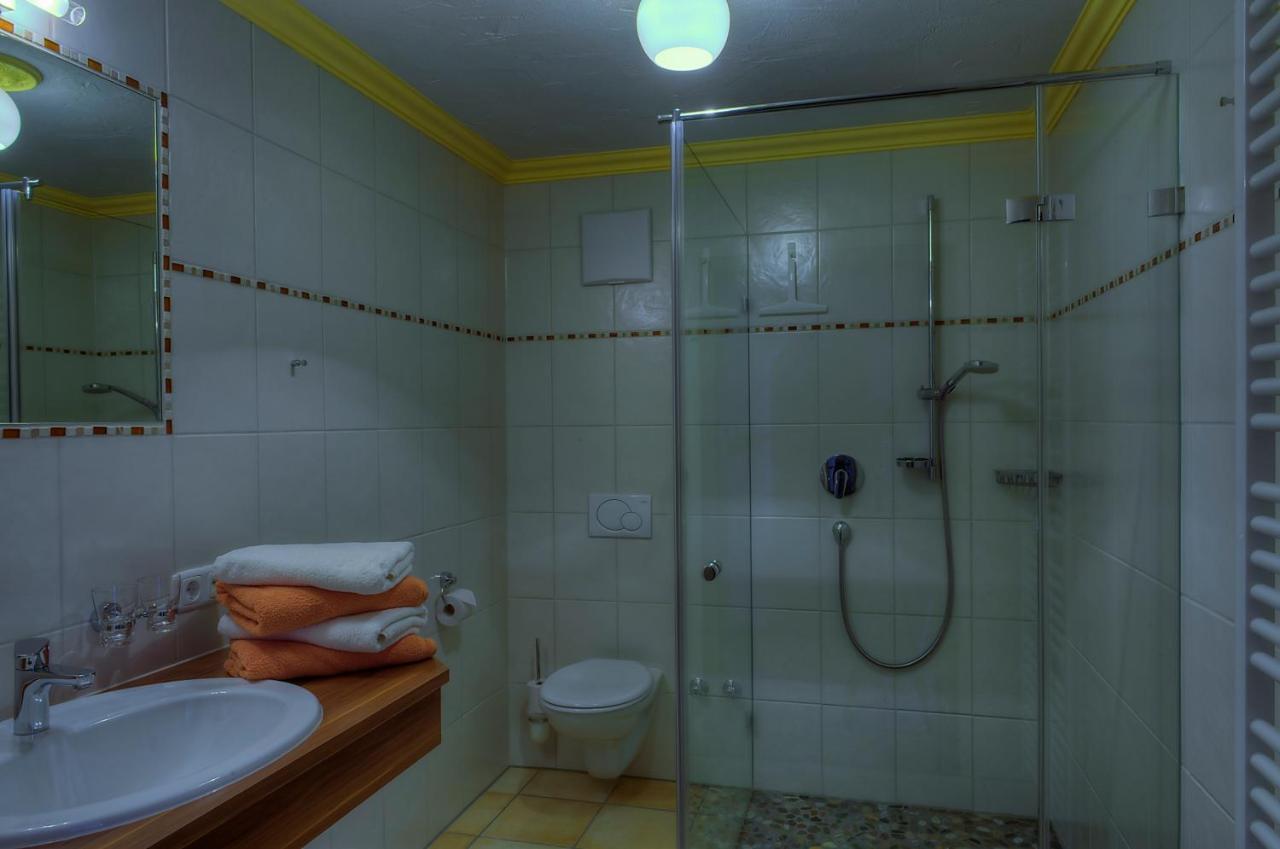 Apartamento Ferien-Schloessle Michaela Riezlern Habitación foto